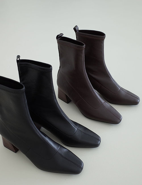 land ankle boots